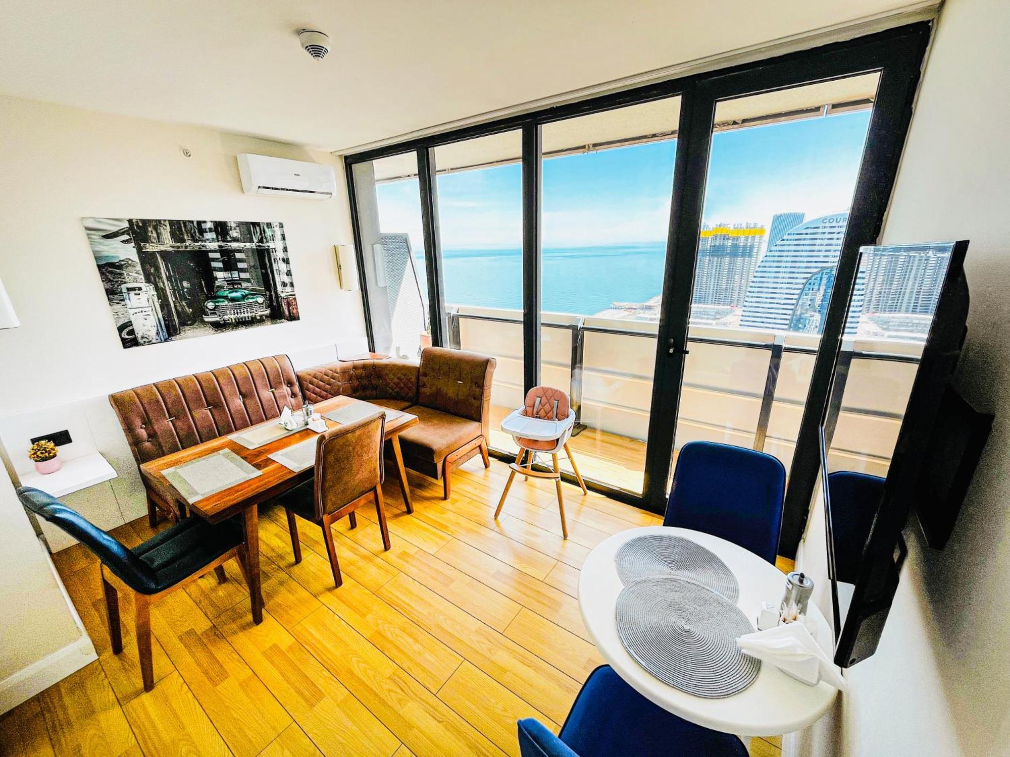 Seaside Vip Hotel Batumi Luaran gambar