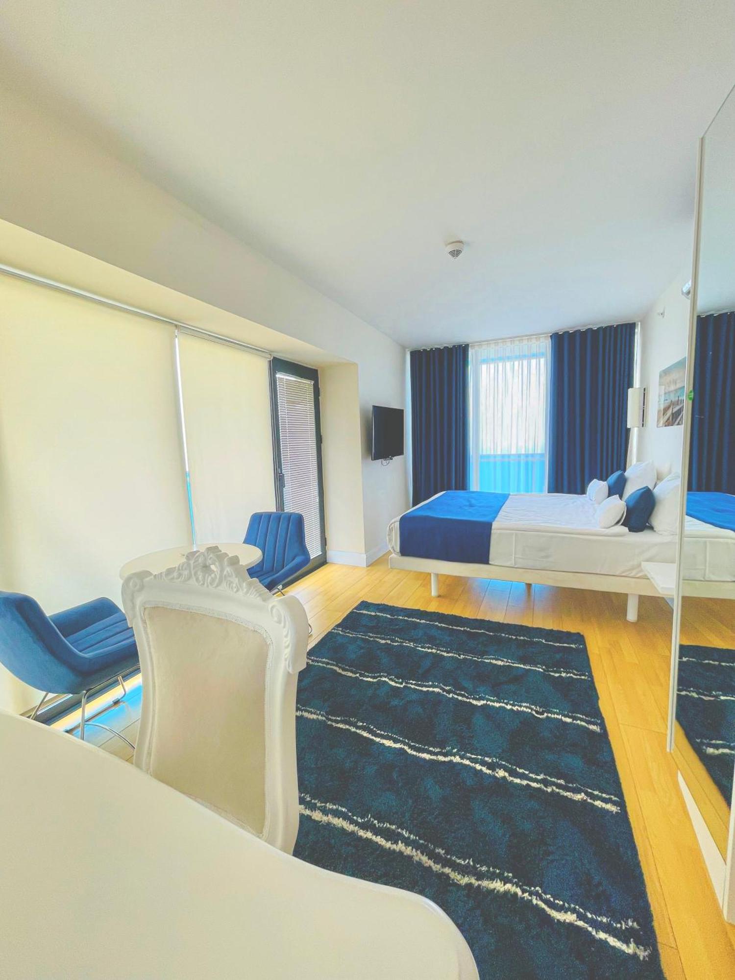 Seaside Vip Hotel Batumi Luaran gambar