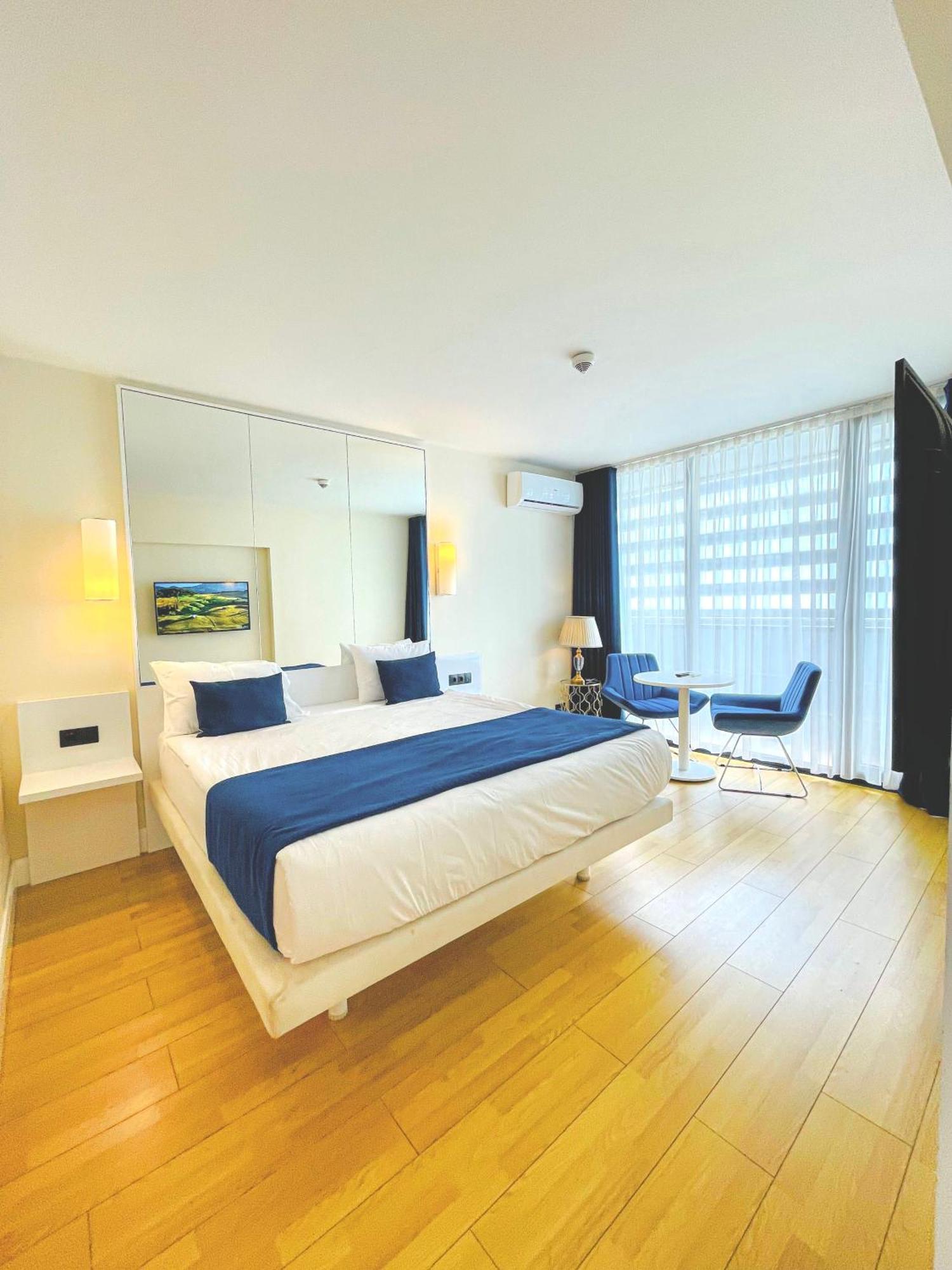 Seaside Vip Hotel Batumi Luaran gambar