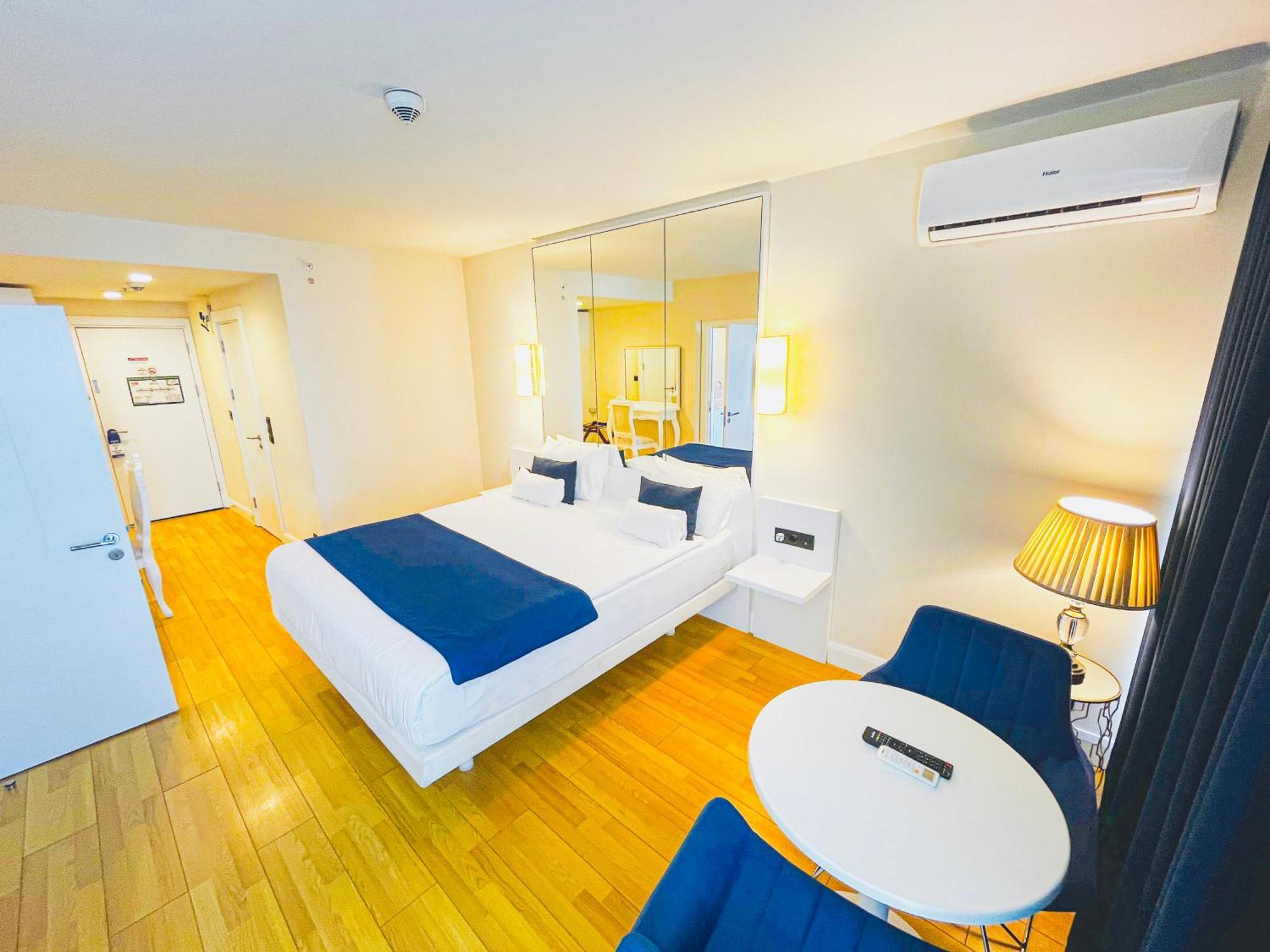 Seaside Vip Hotel Batumi Luaran gambar